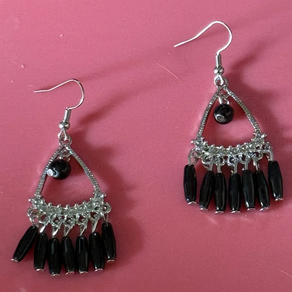 Elegant Silver and Black Dangle Earrings - Image 2