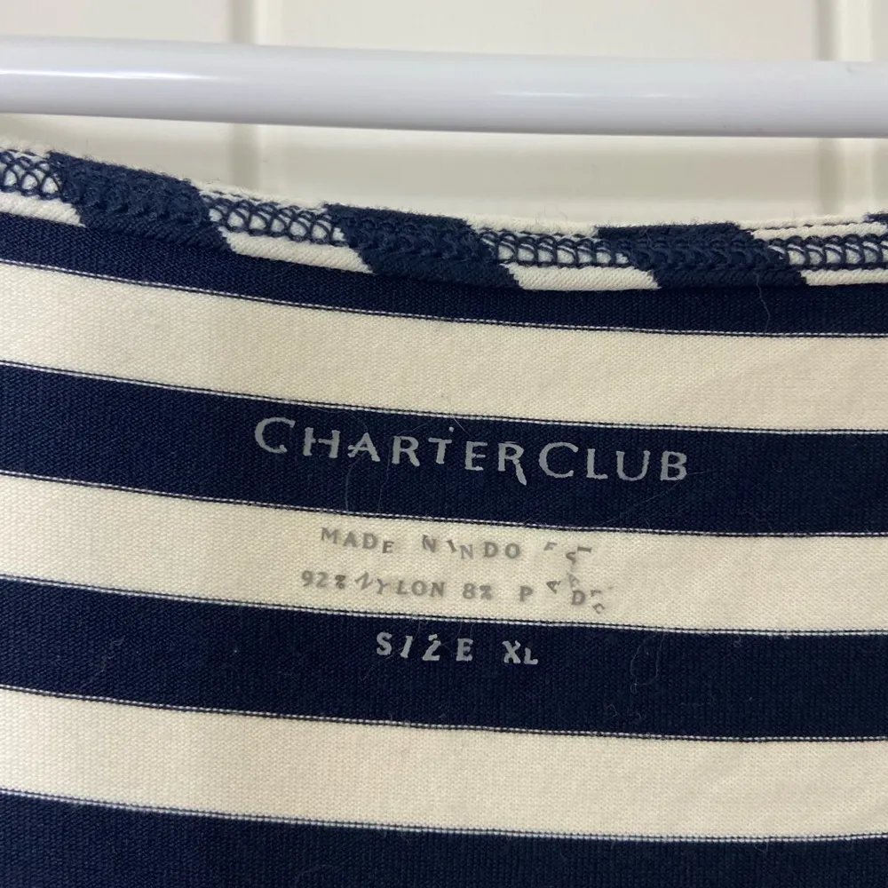 EUC Charter Club women’s navy blue cream striped thick strap tank top stretch XL - Image 3