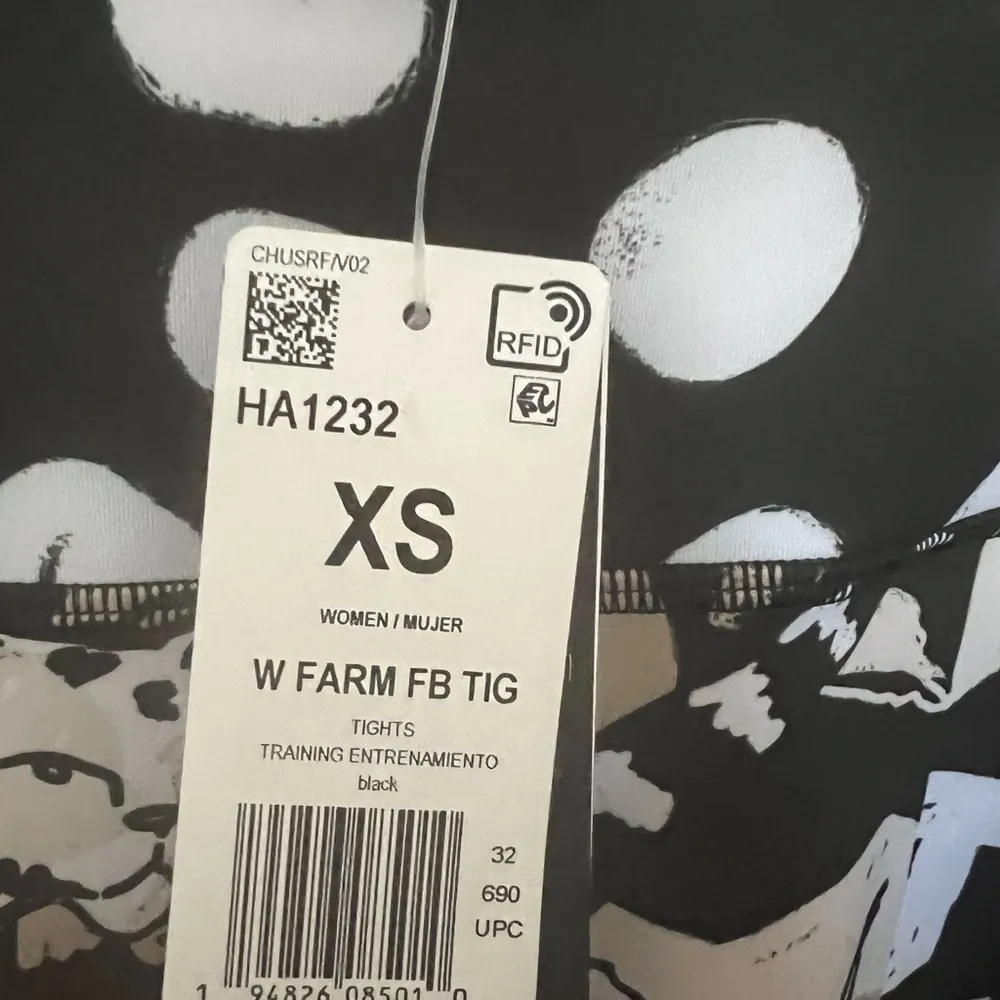 Adidas X Farm Rio High Rise Tight Fit Leggings NWT XS Black - Image 5