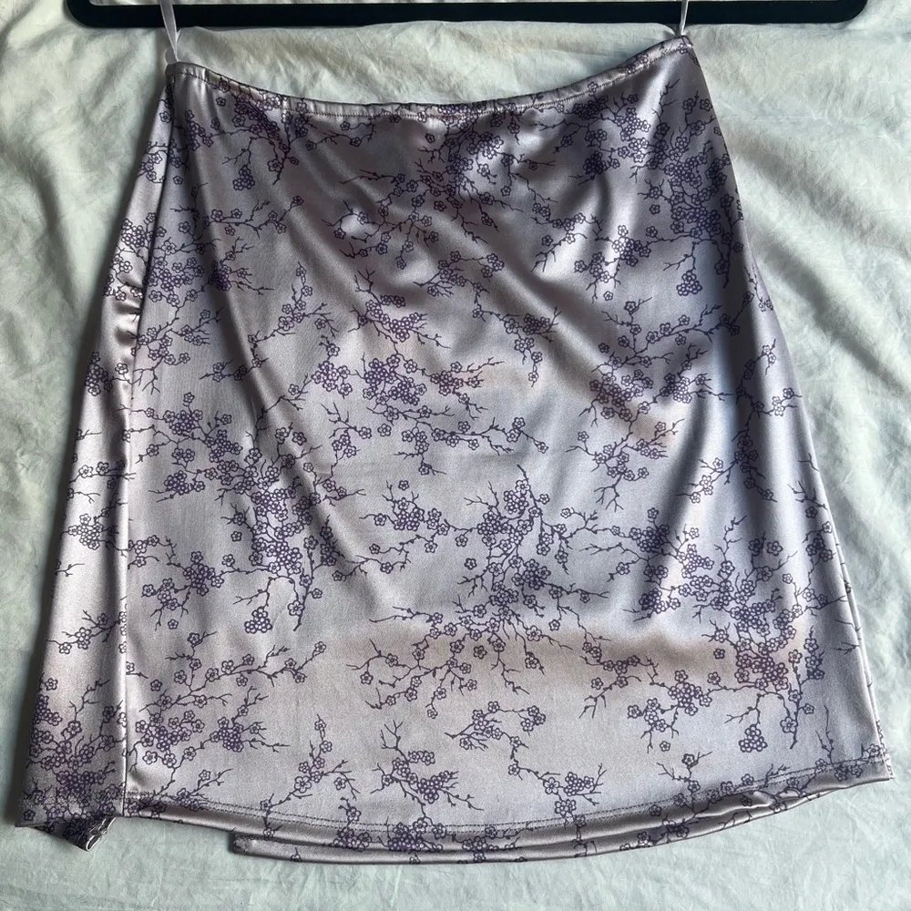 motel purple satin skirt - Image 2