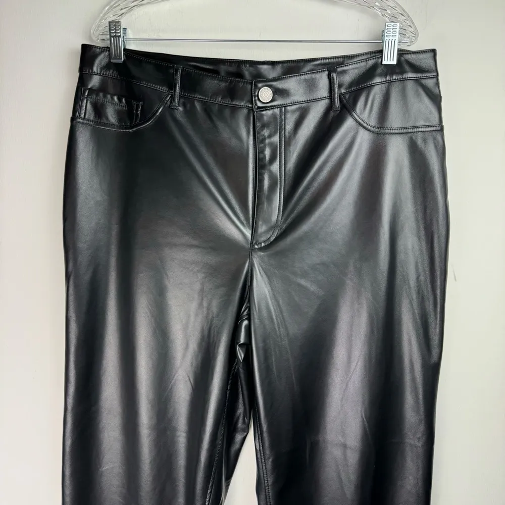 Joie Faux Leather Straight Leg Pants Sz 16 Black  Limited Edition - Image 5