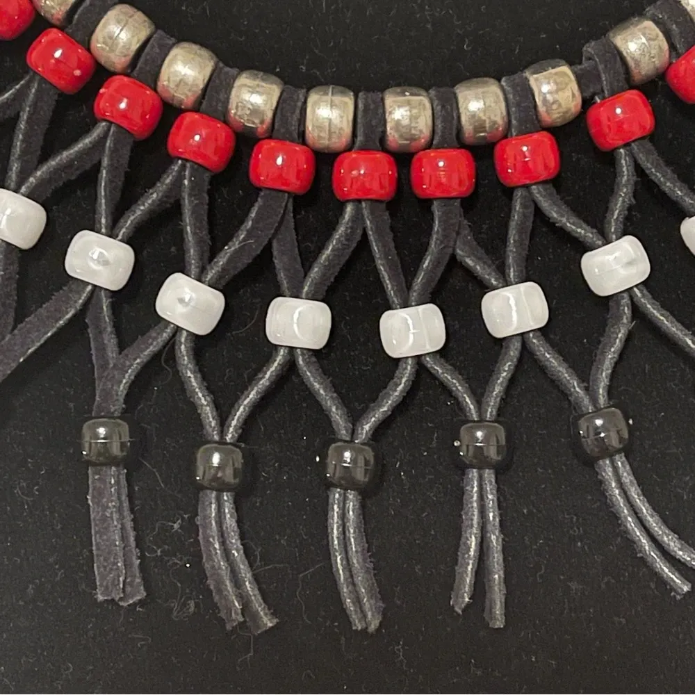 Vtg 80s Indian style Mix colors pony bead woven suede bib fringe necklace - Image 2