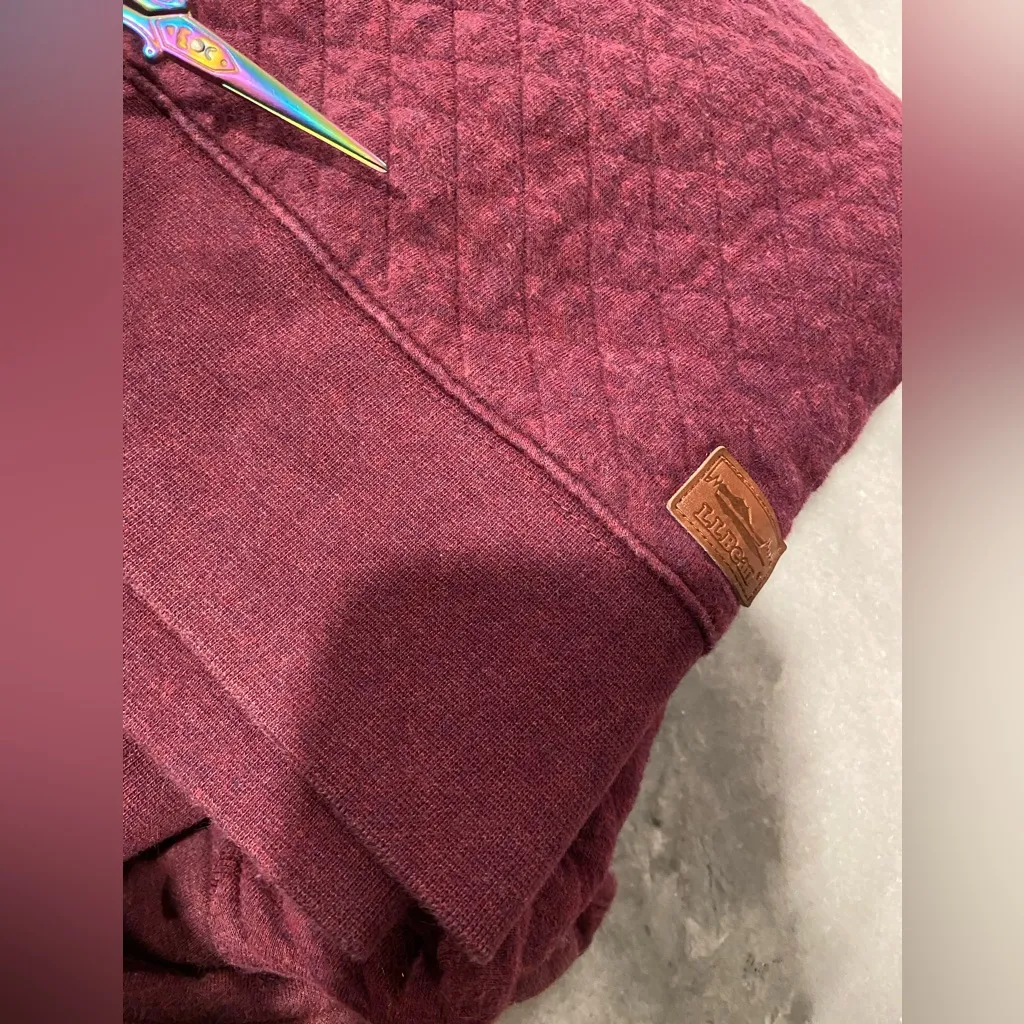 L.L. Bean Size XS Burgundy Quilted Mock Neck Quarter Zip Sweatshirt Leather Pull Red - Image 10