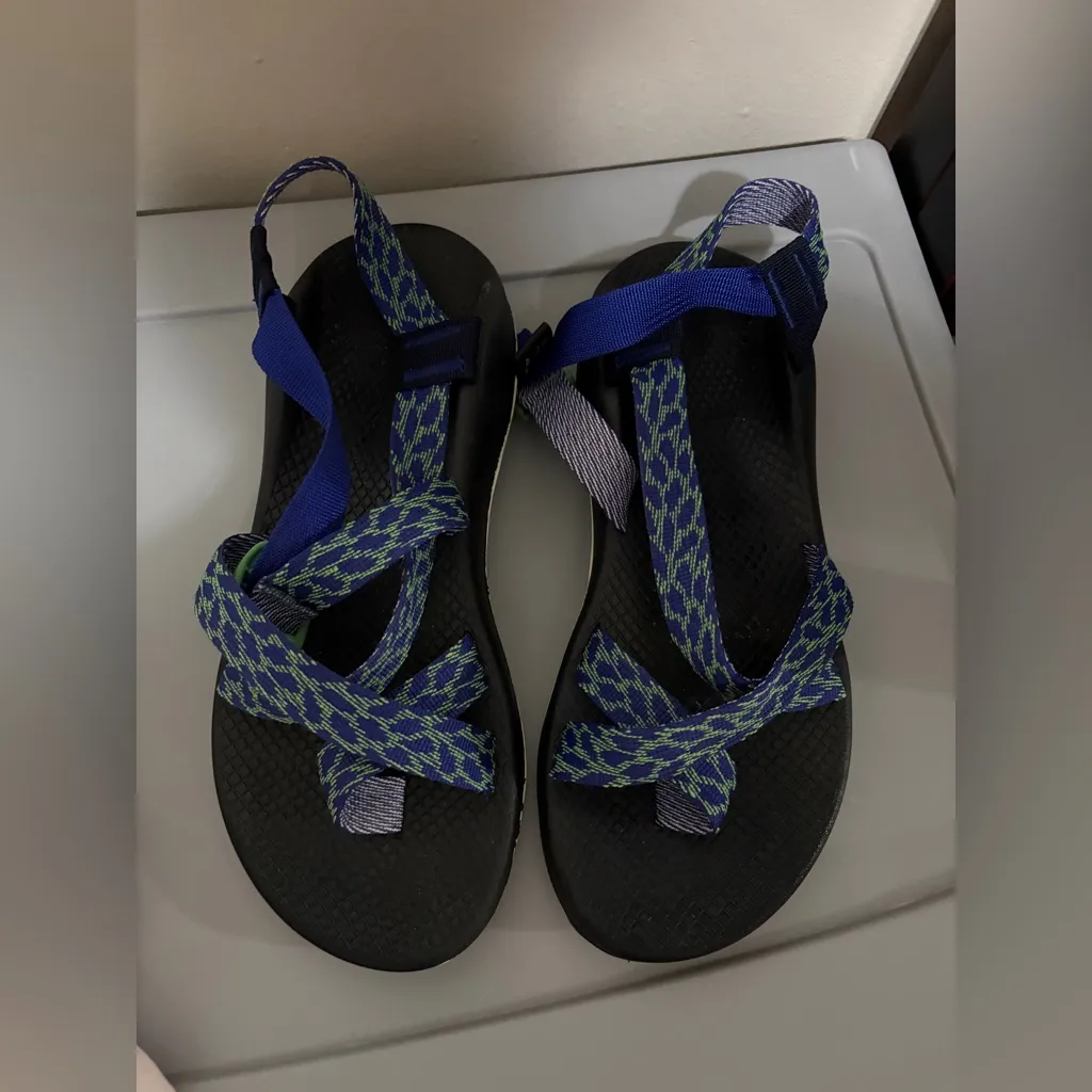 Chaco women’s Z/Cloud 2 Blue & Black Outdoor Sandals Size 9 - Image 2