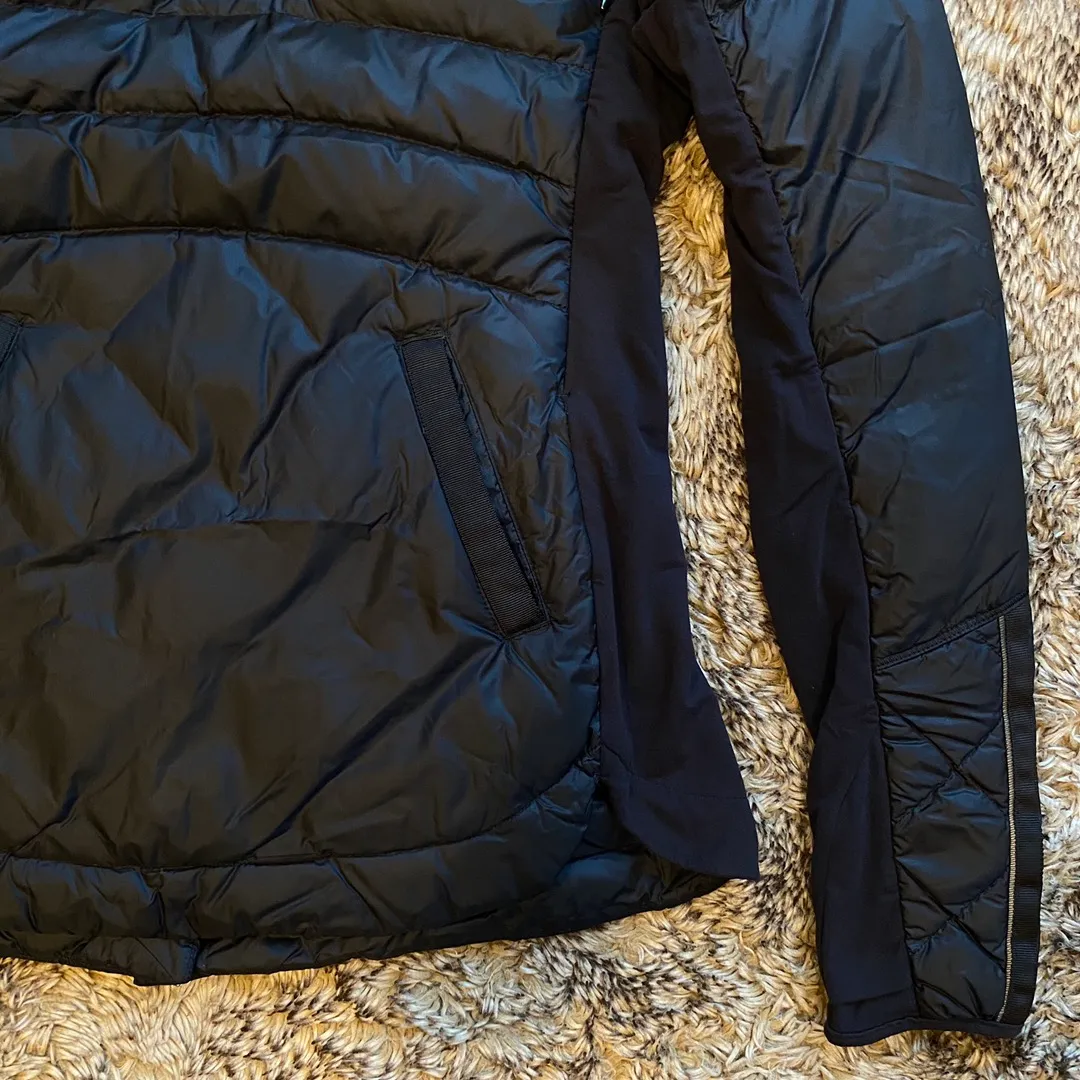 Lululemon Down For A Run Pullover - Image 9