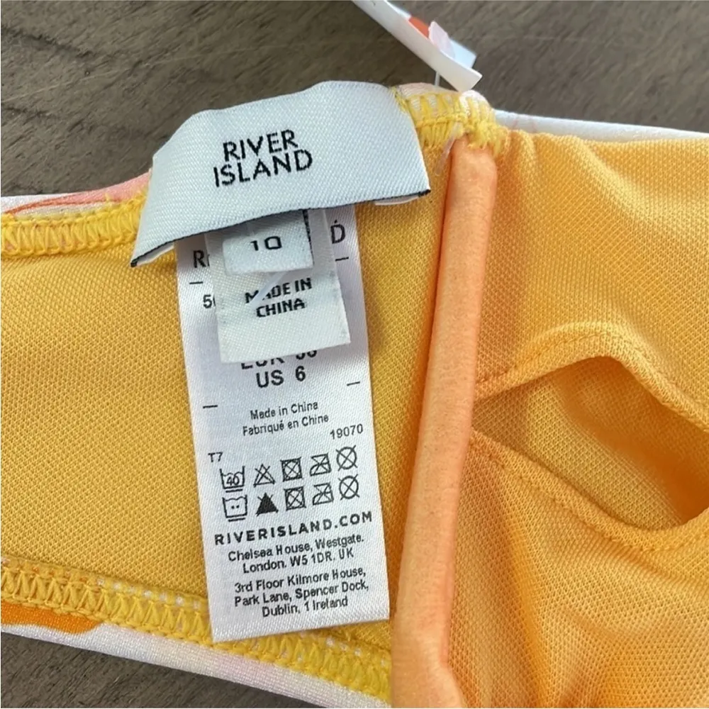 NWT Print Halter Bandeau Bikini Top US6 - Image 12