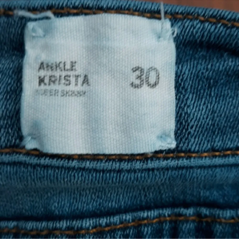 Hudson Krista Ankle Skinny Jeans - Image 10