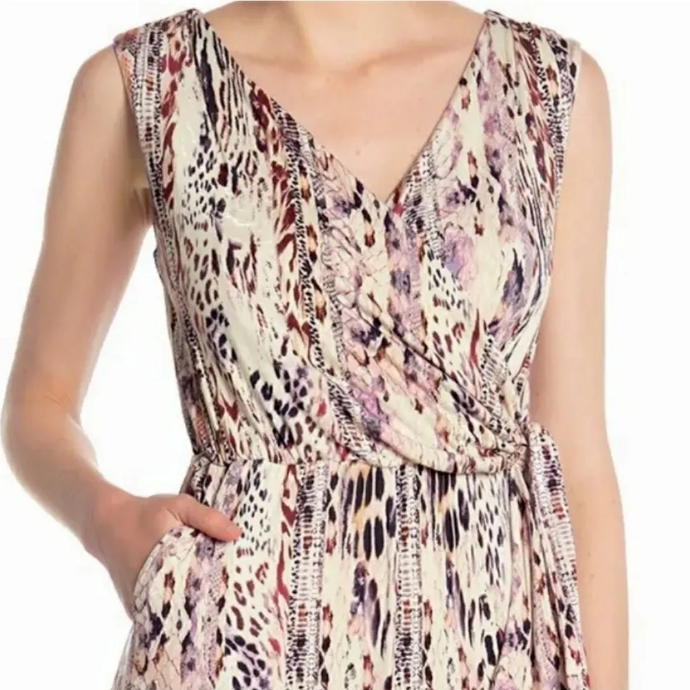 Tahari Sleeveless Jumpsuit w/Stretch Snakeskin Print, Size XXL New w/Tag $138 - Image 3