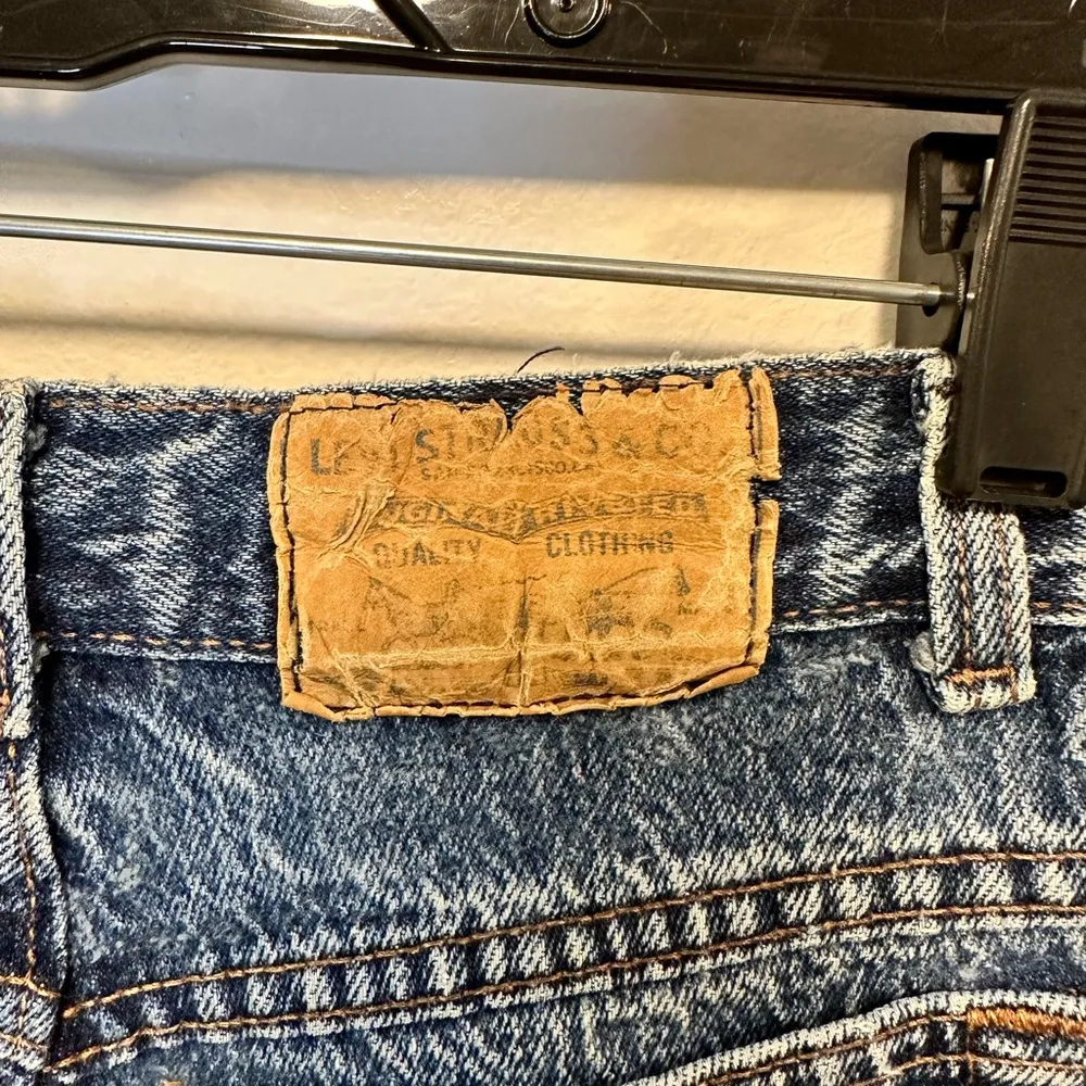 Levi’s mom jeans 90s vintage stonewash denim high rise blue jeans women’s jeans! - Image 4