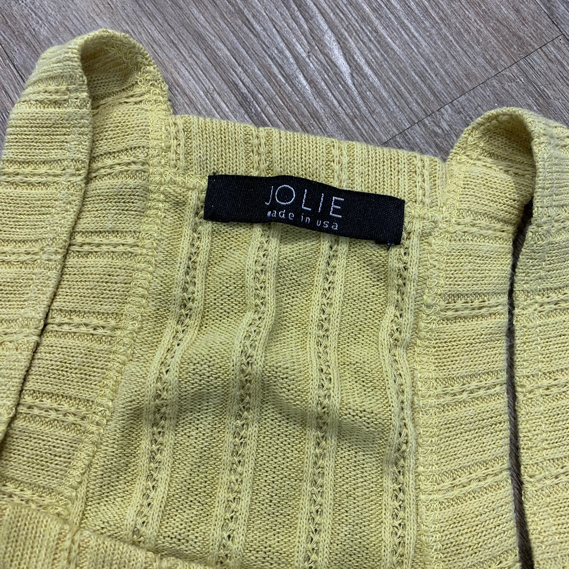 Jolie Yellow Ribbed Knit Cropped Tank Top - Image 2