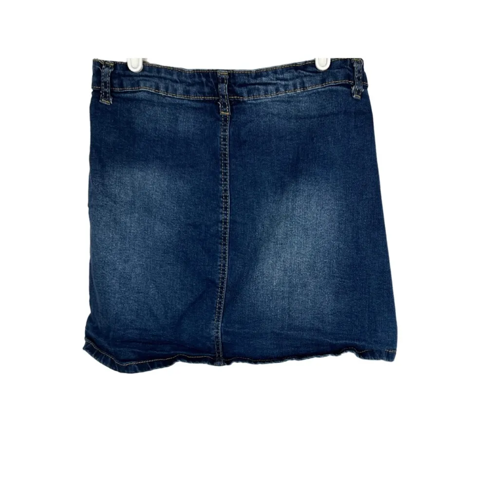 Hot Kiss button up denim jean mini skirt Y2K dark wash size M Skylar Skirt - Image 2