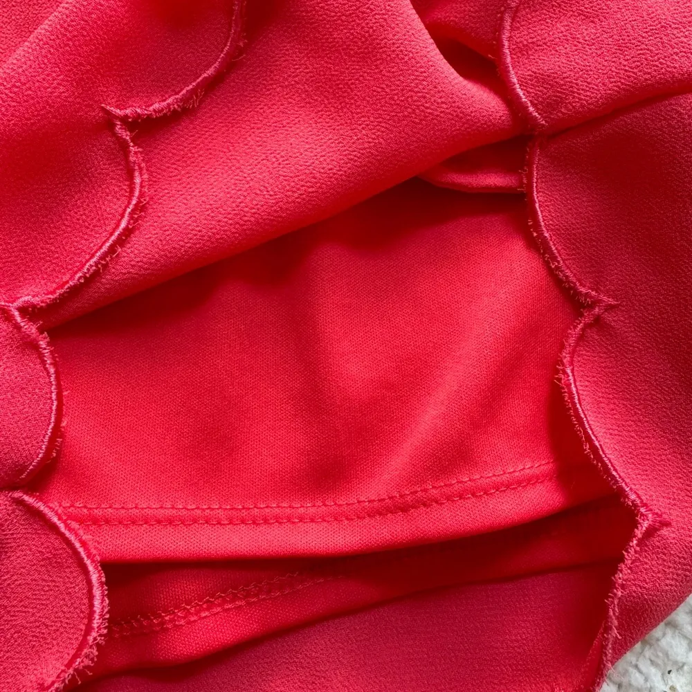 Flowy Scalloped Shorts Flirty Pink Salmon Elastic Waist Sz M - Image 5