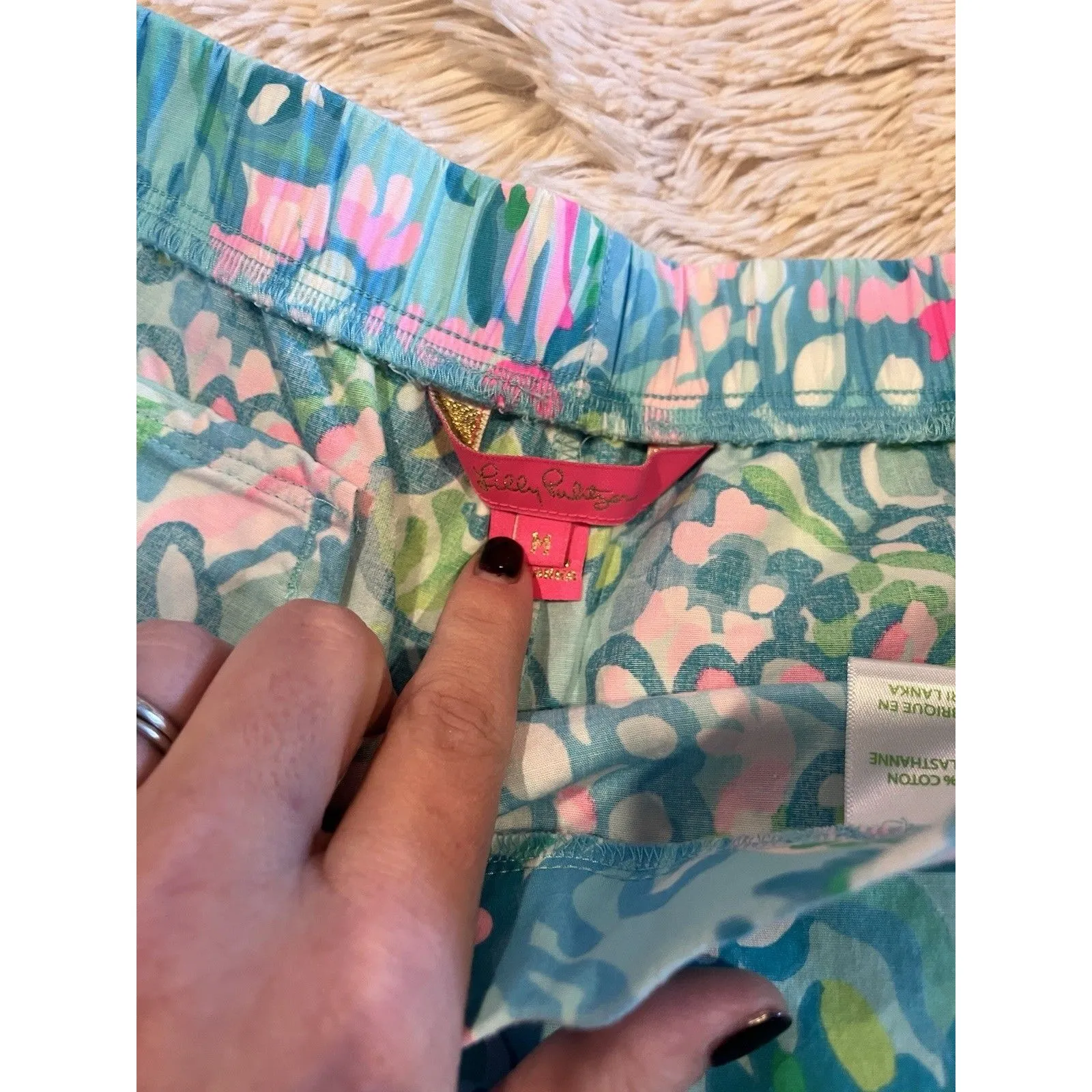 Lilly Pulitzer Shorts M Blue Ocean View  Aqua La Vista Elastic Pull On EUC - Image 6