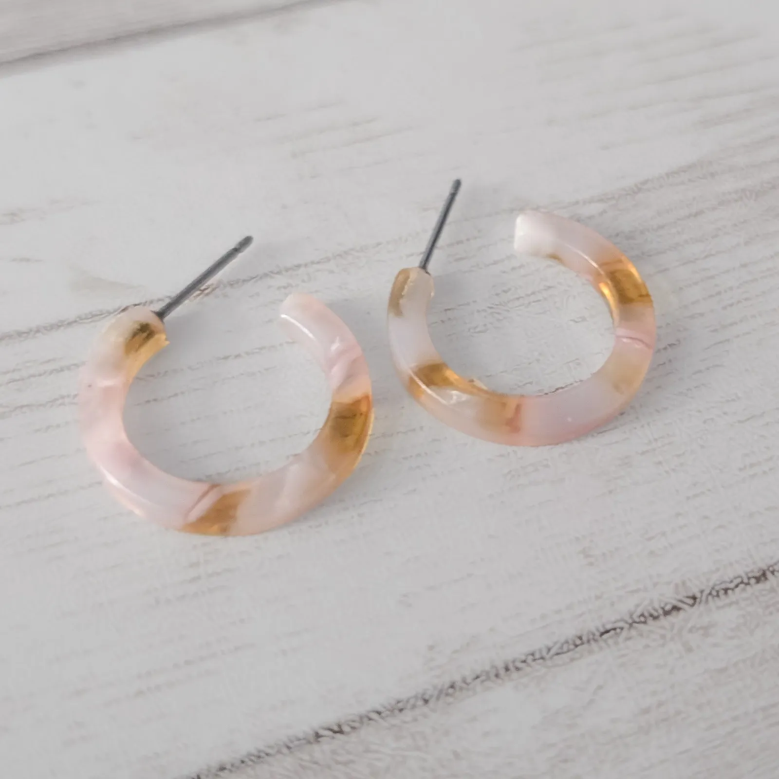 Vintage Stud Earrings Retro Multi Tone Hoops - Image 6