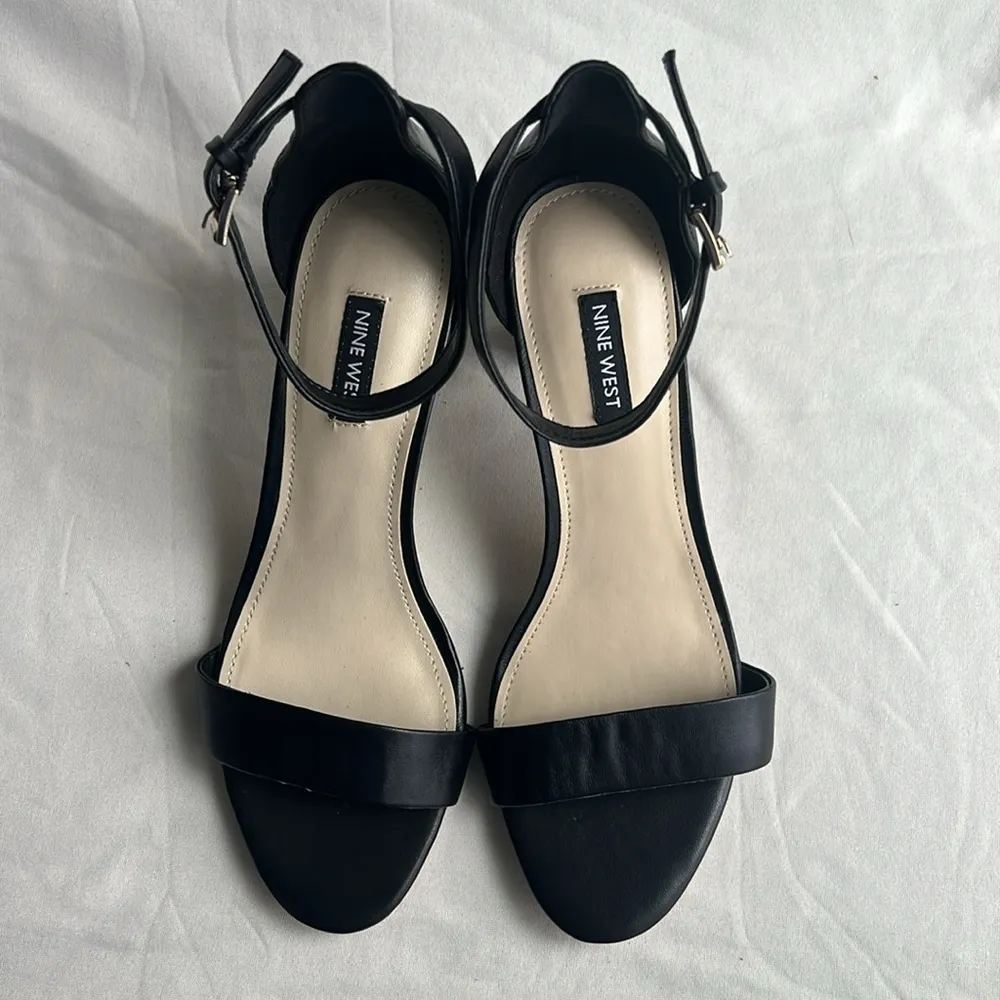 Nine West Women’s Pruce Block Heel Sandal Black Size 8.5M - Image 5