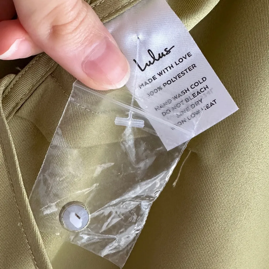 Lulus Welcome Back Light Green Satin Tie-Back Button-Up Crop Top, Small, NWT - Image 15