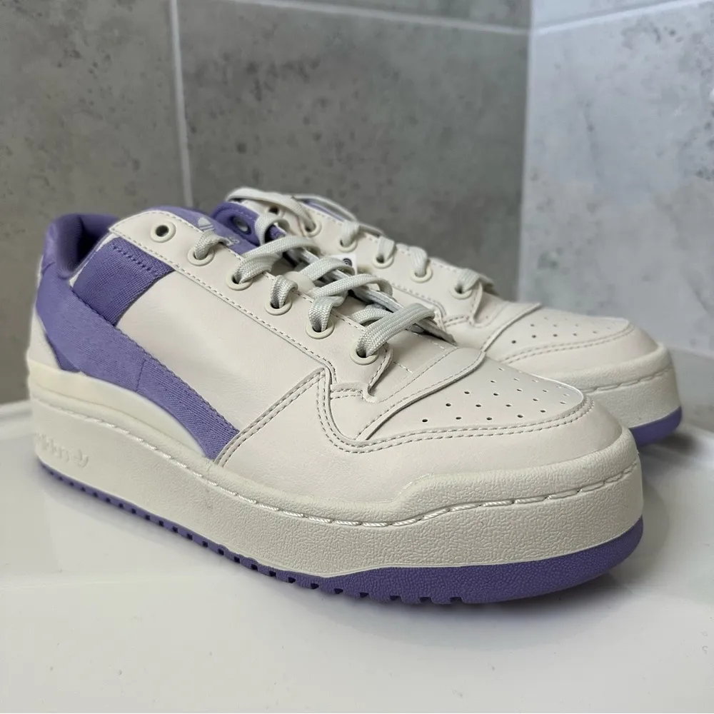 Adidas Forum Bold Sneakers Size 8 Women - Image 4