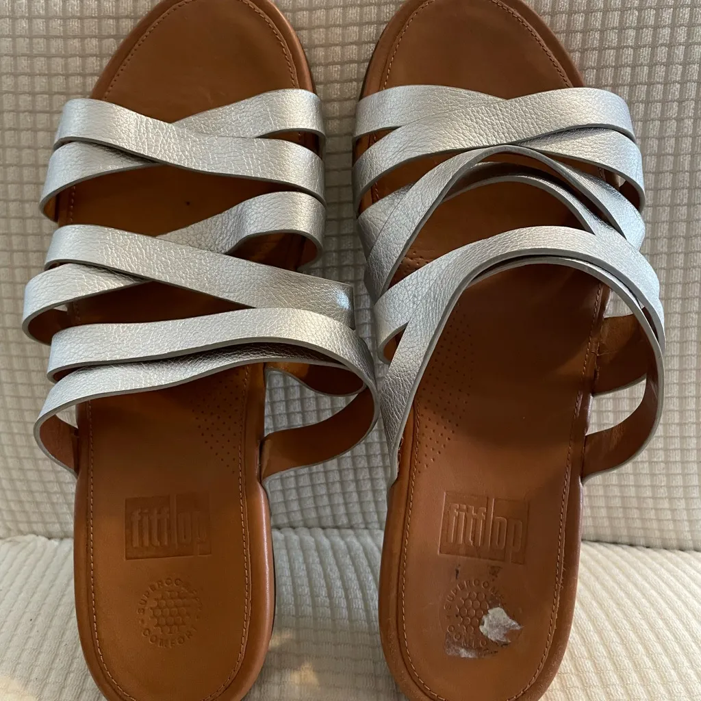Fitflop Silver Strappy Sandals - Image 2