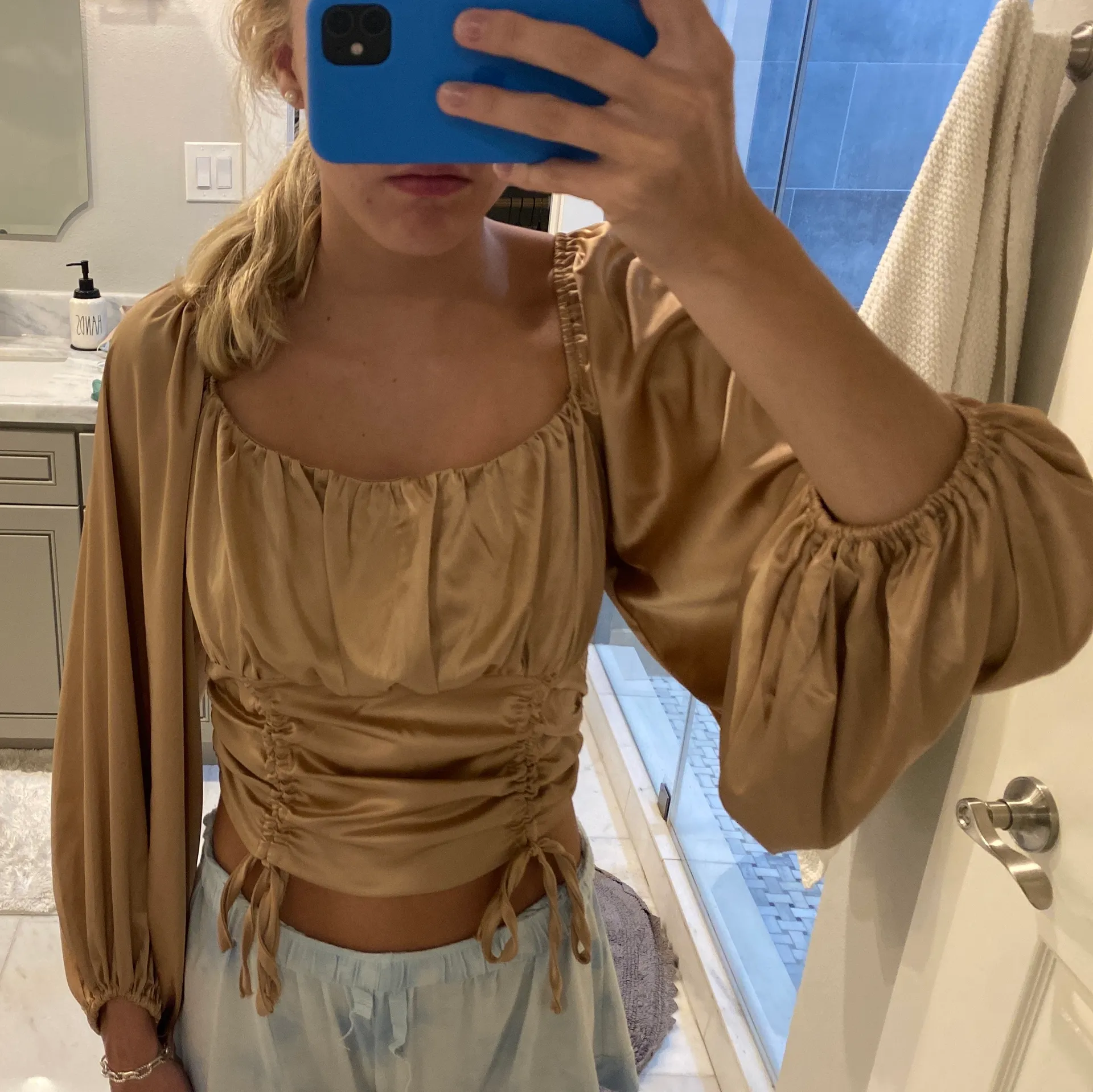 Gold Long Sleeve Top Size M - Image 3