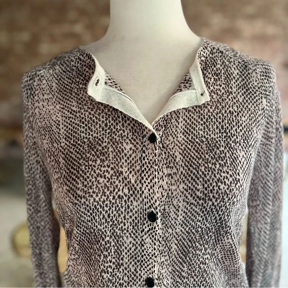 NWT Loft Cardigan Snakeskin Print Sweater Pink Brown S Lightweight Chic Office - Image 4