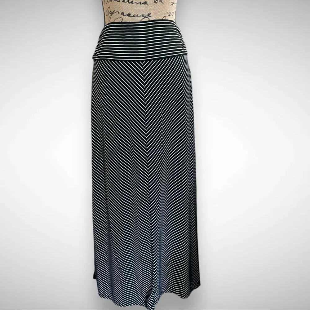 FADED GLORY Black and White Striped Maxi Skirt Medium | EUC - Image 2