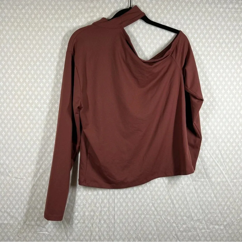 Abercrombie & Fitch NWT Brown Long Sleeve Seamless Asymmetrical Cut Out Top‎ - Image 6