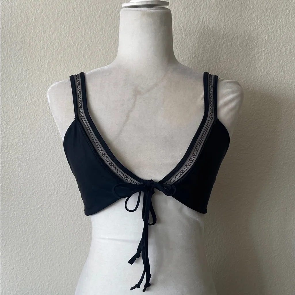 Tularosa - Black Lace Trim Bikini‎ Top - Image 2