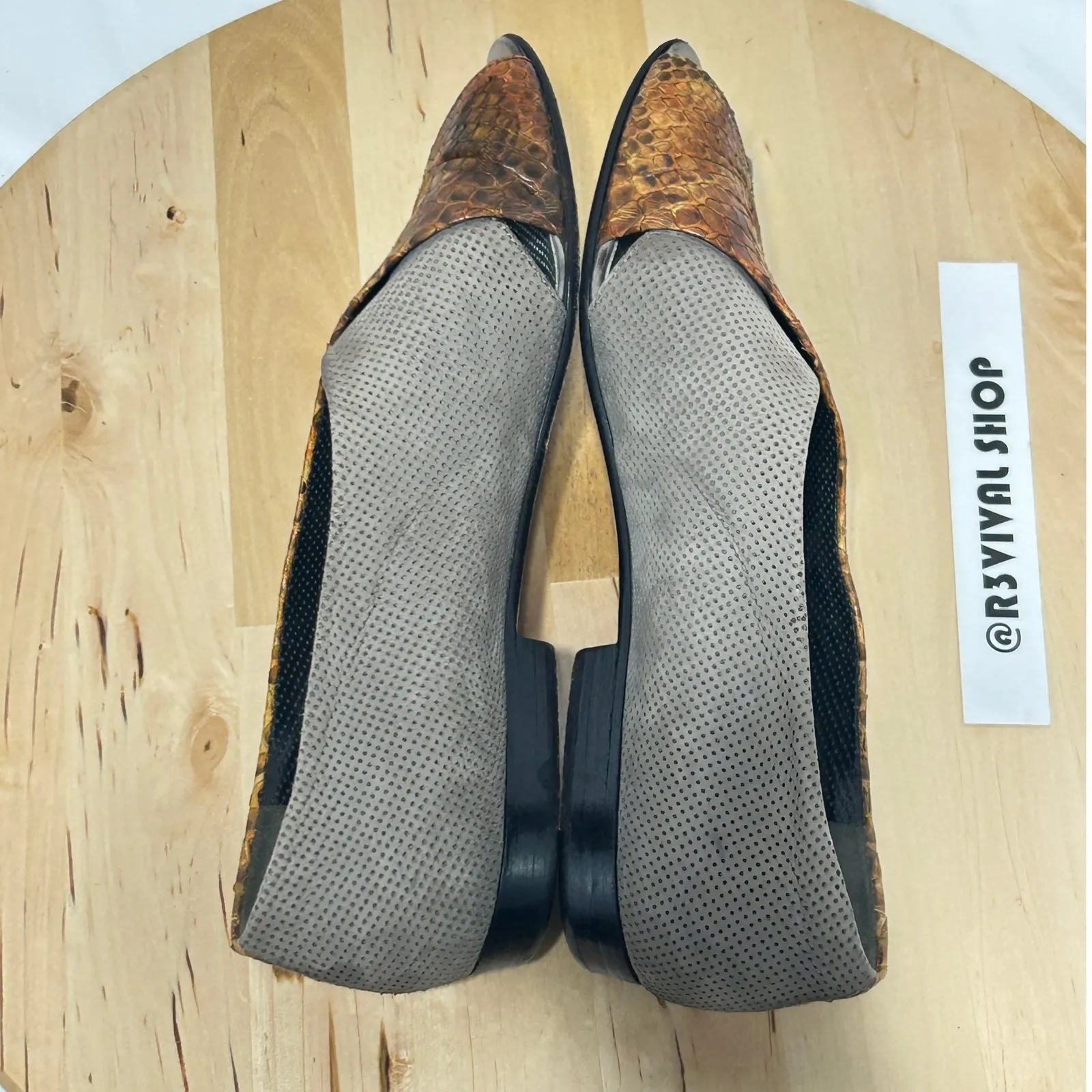 Lorenzo Banfi Open Toe‎ Snake Print Slip On Italian Flats - Image 7