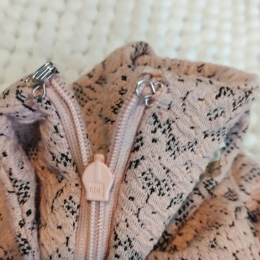 Sis-Sis Pink Lace A-Line Dress Nicole LLR Style Size Small EUC #3547 - Image 6