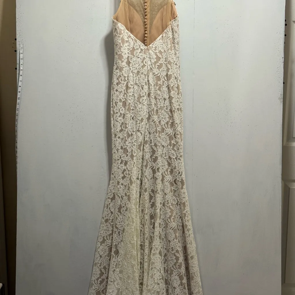 David's Bridal Ivory Lace Mermaid Wedding Gown Sz 4/6 - Image 7