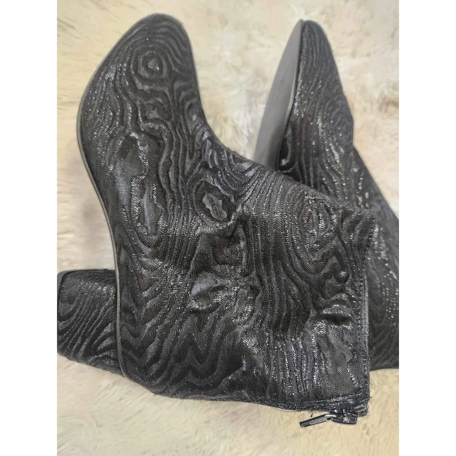 Anthropologie Joyeux Textured Ankle Boot Size 38EU. Sho5 - Image 5