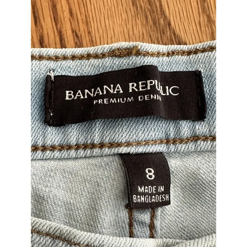 Banana Republic Premium Jean Denim Shorts Light Wash Size 8 NWT - Image 3