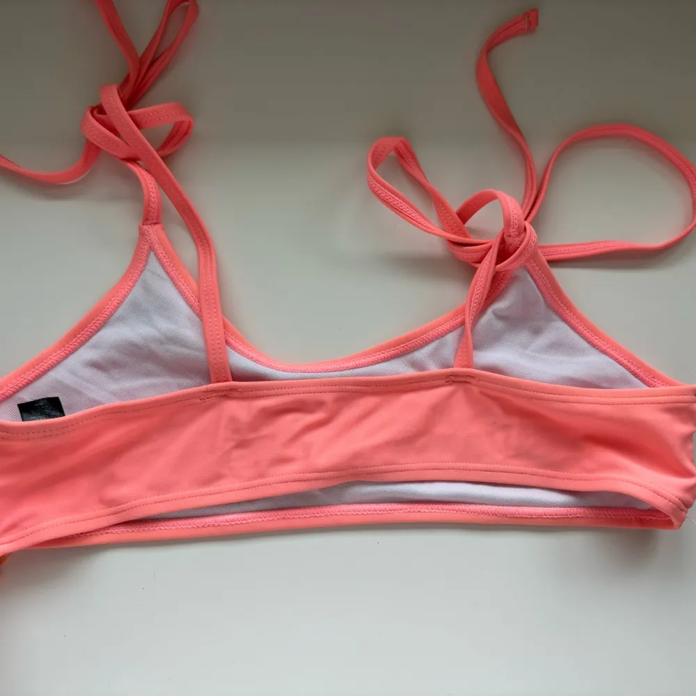 Coral/pink bikini top from boutine LA - Image 2