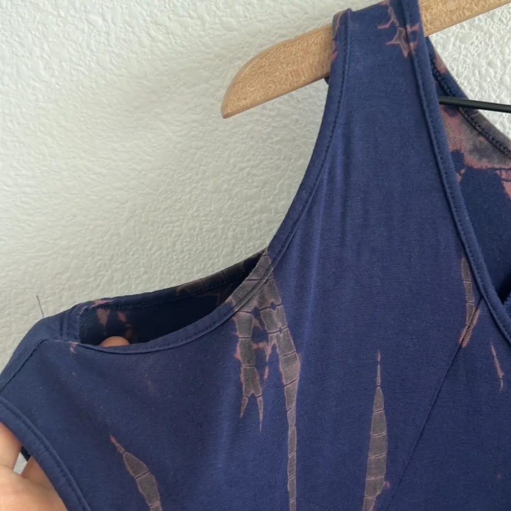 Fighting Eel Made in Paradise Hawaii Cold Shoulder Top Stretchy Oversized Medium - Image 4