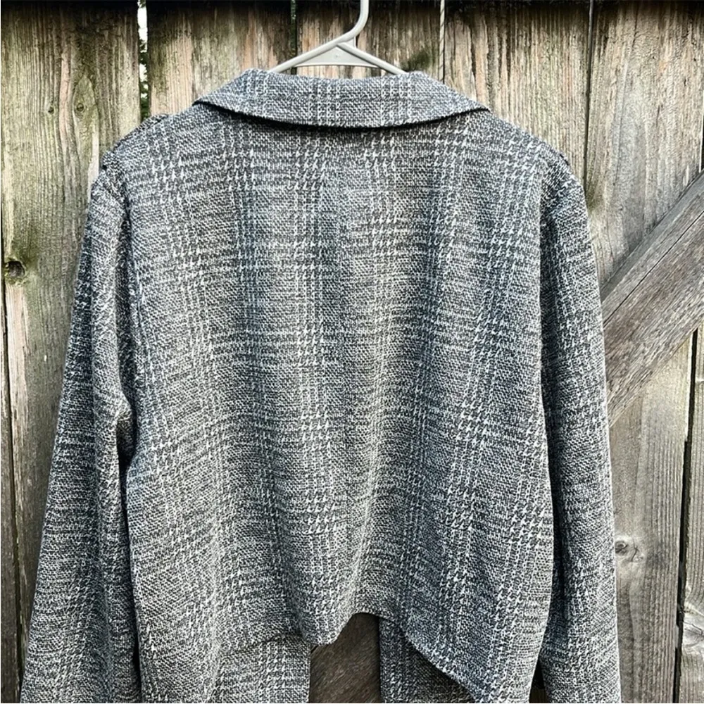 NWT Torrid Studio Double Knit Crop Open Front Military Jacket Top Size 4X - Image 6