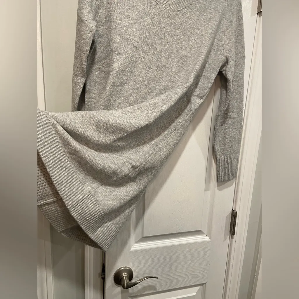 NWT Old Navy Size S Gray So Soft V Neck Long Sleeve Pullover Sweater Mini Dress - Image 9
