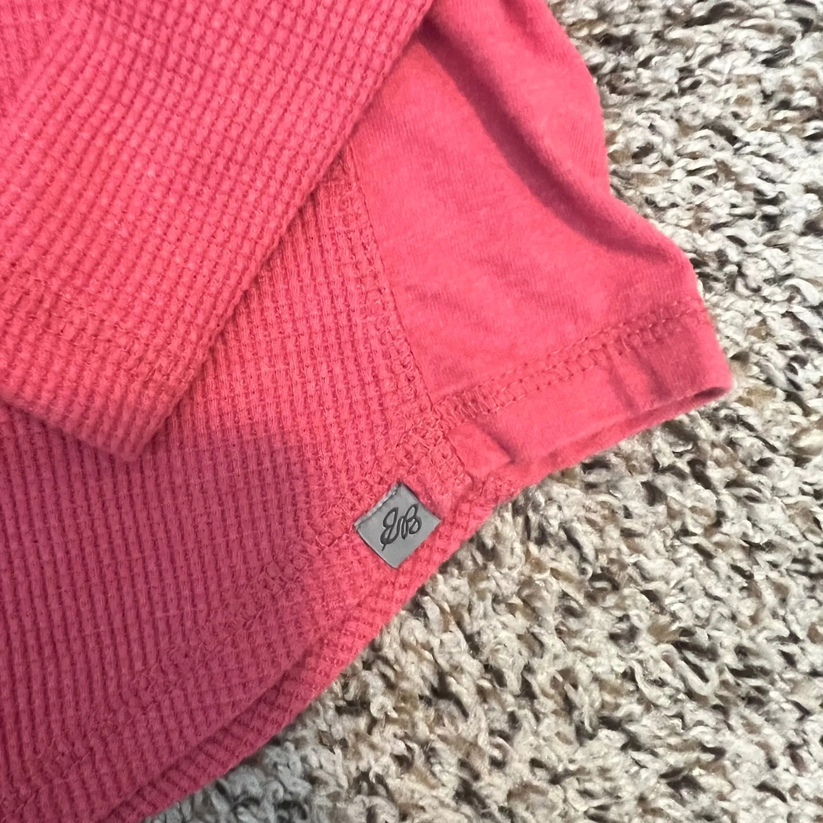 Eddie Bauer Red Waffle Knit V Neck Button Henley Long Sleeve Top S Bella Swan - Image 3