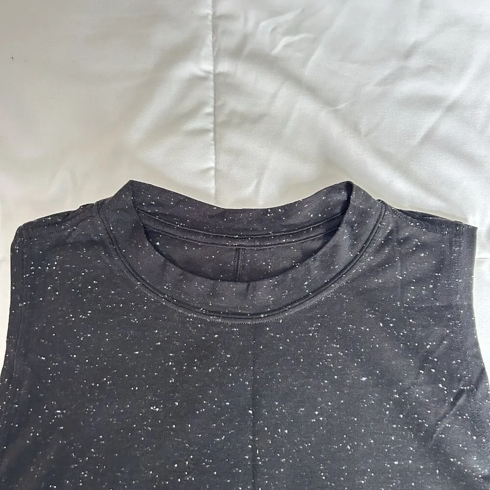 Lululemon Time to Restore Top Sleeveless Tank Mock Neck Black White Yoga Size 4 - Image 2