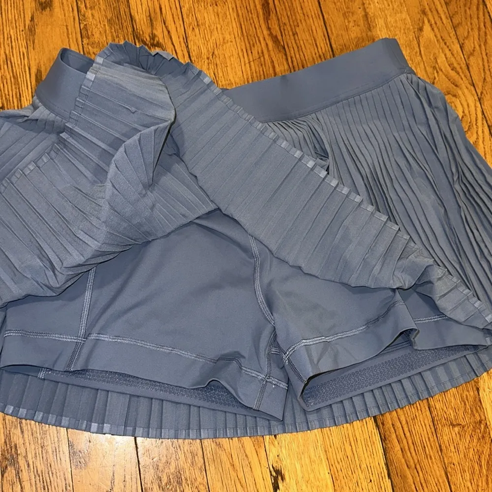 Lululemon Varsity High Rise Pleated Tennis Skirt oasis blue size 14 pickleball - Image 6