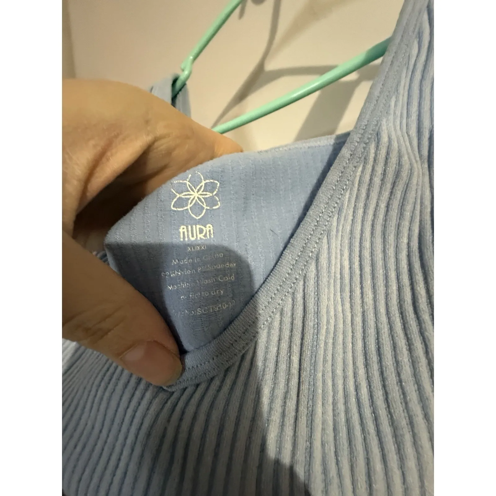 Aura Ribbed Stretch XL/XXL Cropped Tank Top for Yoga Workout Blue - Image 4