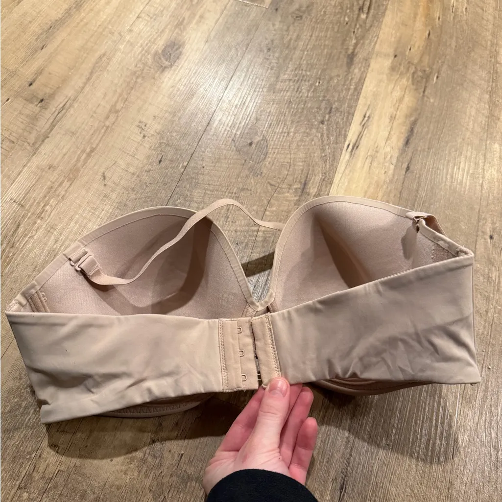 SIMONE PÉRÈLE Seamless Nude Strapless Bra 34D Tan Size undefined - Image 2