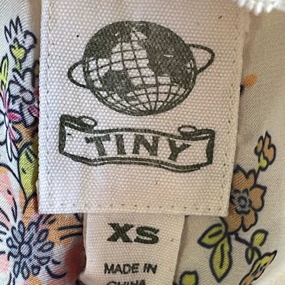 Anthropologie Tiny Begonia Floral Lace Top - Image 7