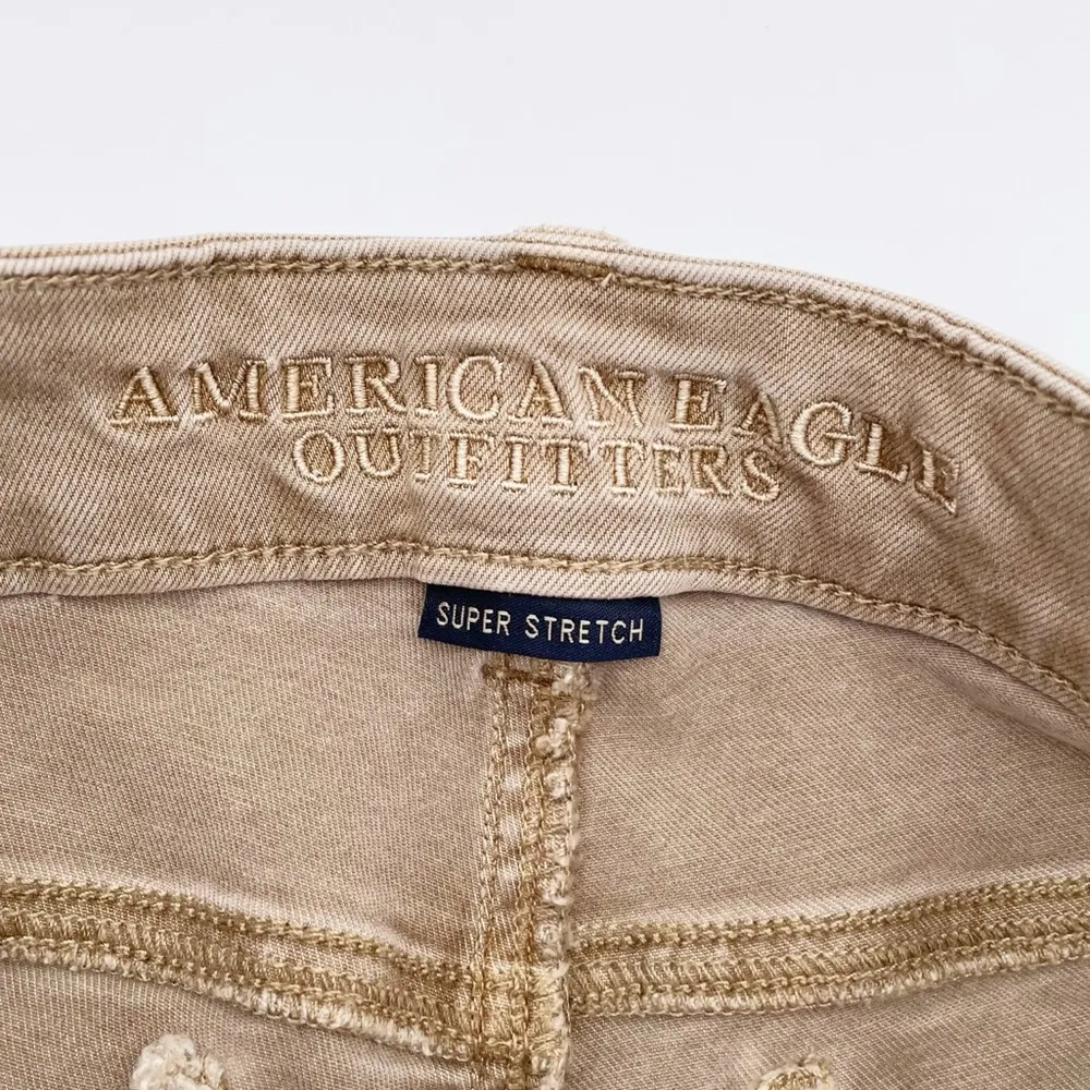 American Eagle Outfitters Super Stretch Twill X Midi Shorts Khaki Tan Size 6 - Image 4