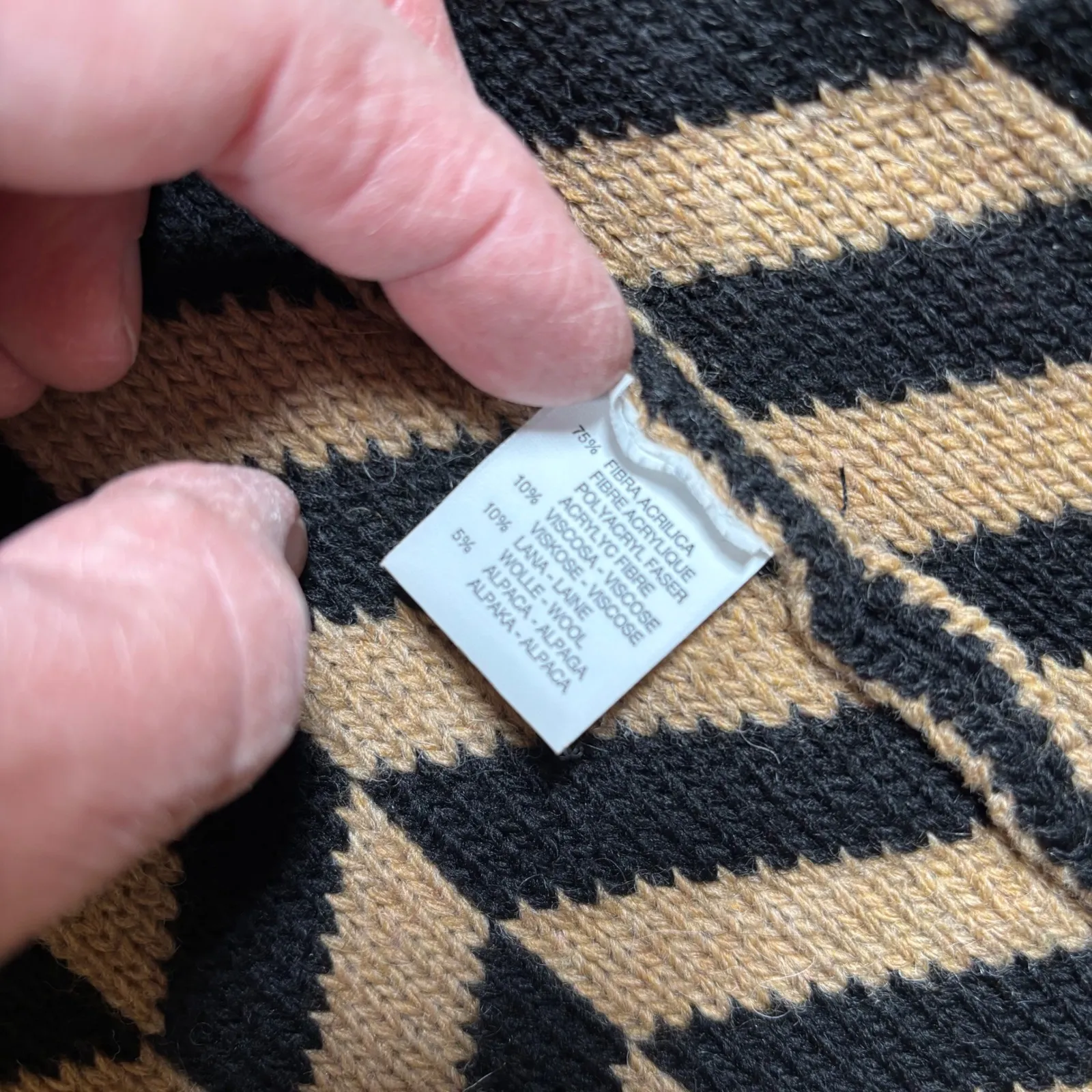 Cocogio Knit Cardigan Black Tan Chevron Pattern Made in Italy Women Size undefined - Image 5