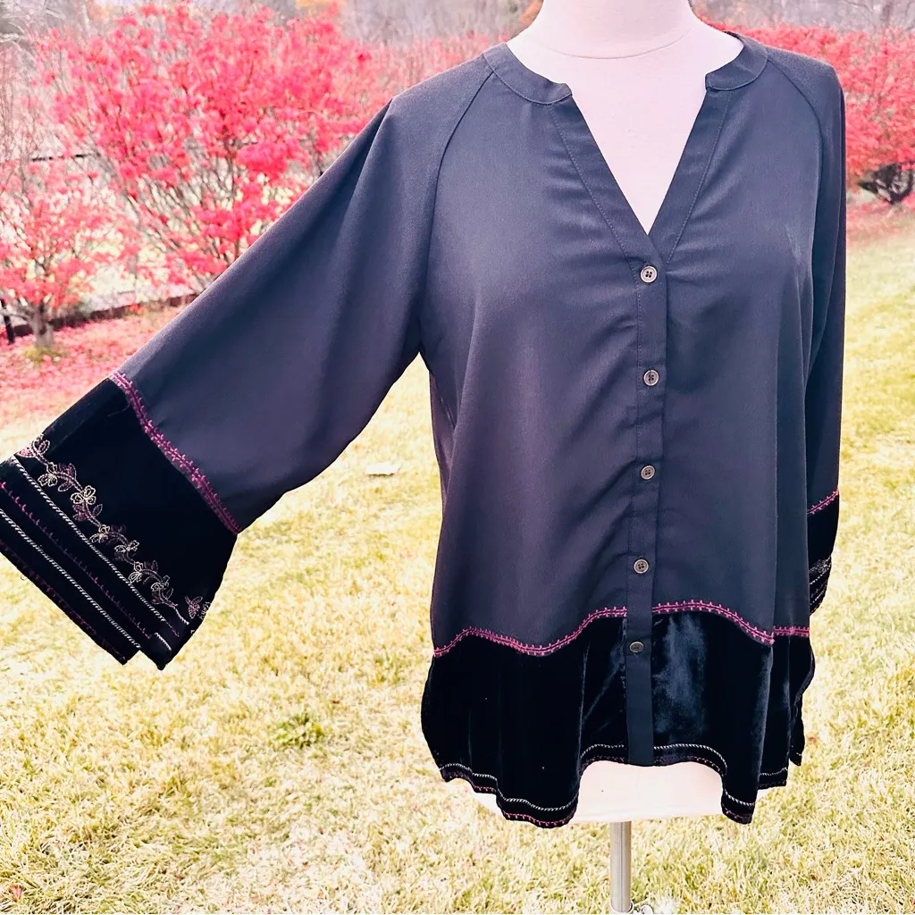 NWT Democracy Velvet Embroidered Button Up Blouse - Image 2