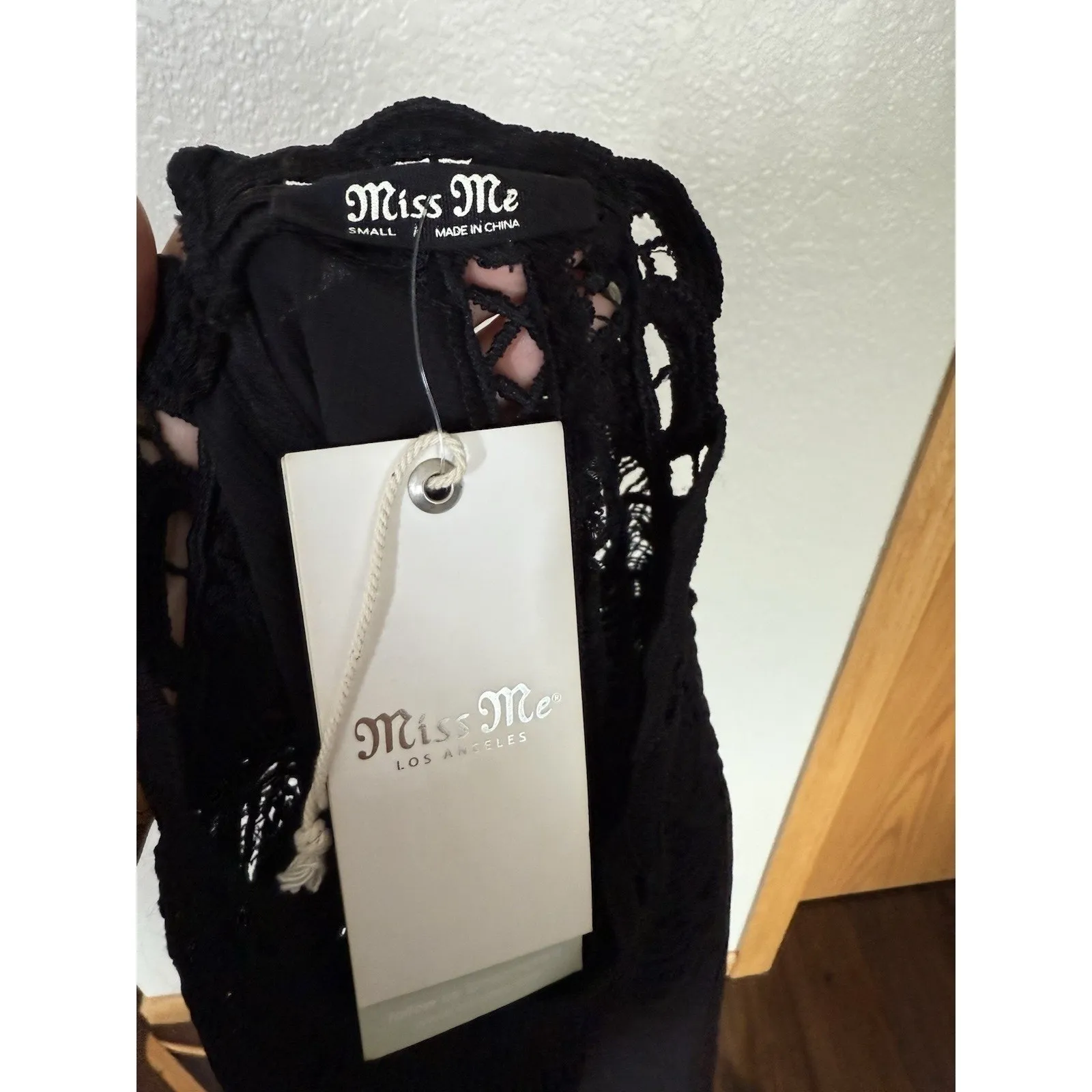 Miss Me Women’s Victorian Lace Black Satin Blouse Size Small - Image 7