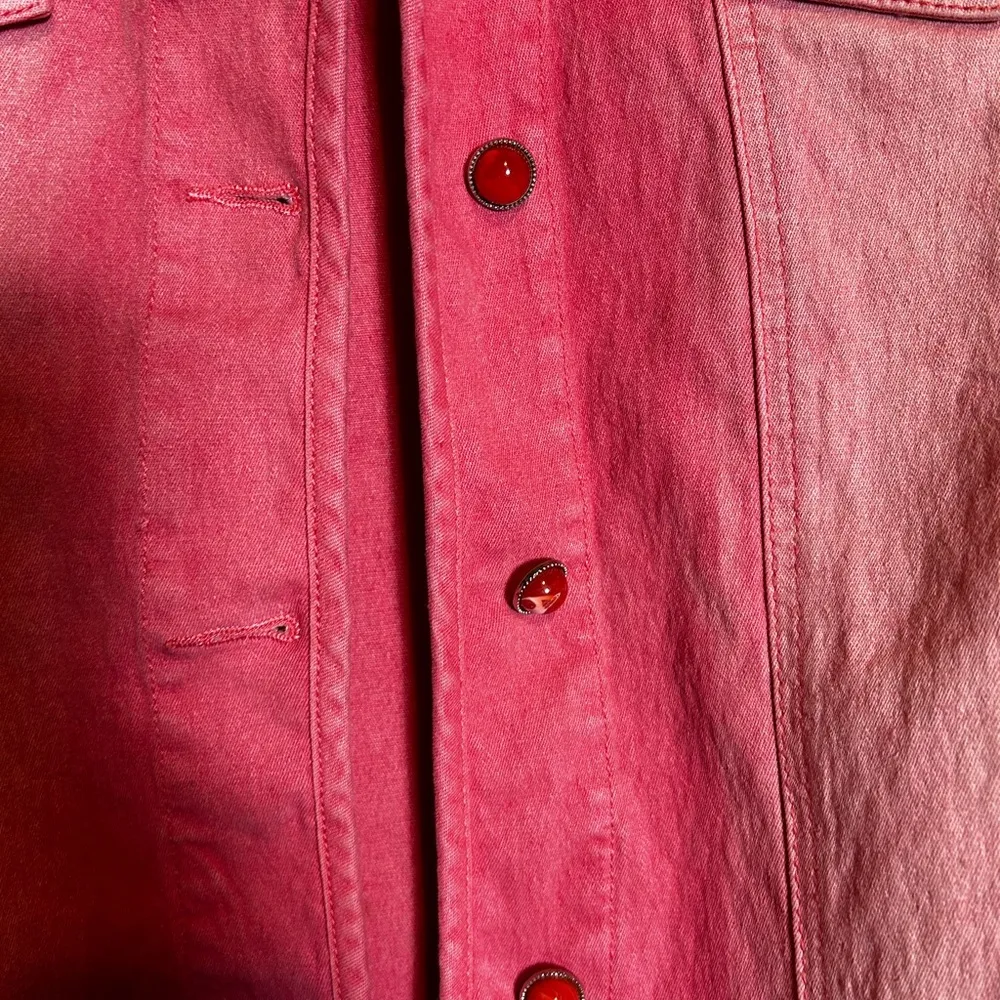 DH2 by Diane Gilman Embellished Pink Denim Jacket womens size 1X‎ studded - Image 5