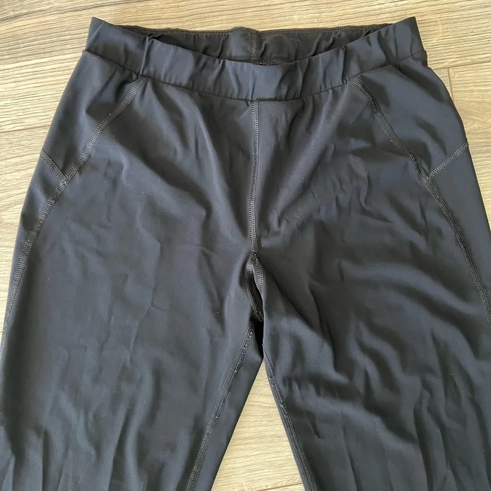 Sweaty Betty Haven Flared Yoga Pants | Black | Medium - Image 5