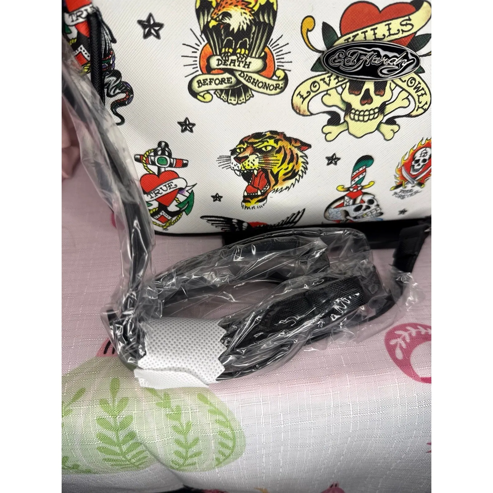 NWT Ed Hardy Tattoo Shoulder Bag - Image 7