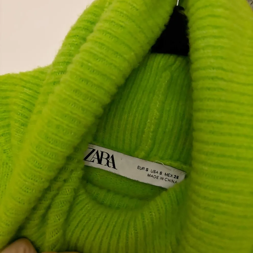 Zara Oversized Turtleneck Sweater - Image 3